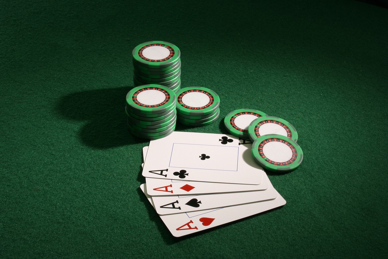 How to Earn Money with Online Gambling?
